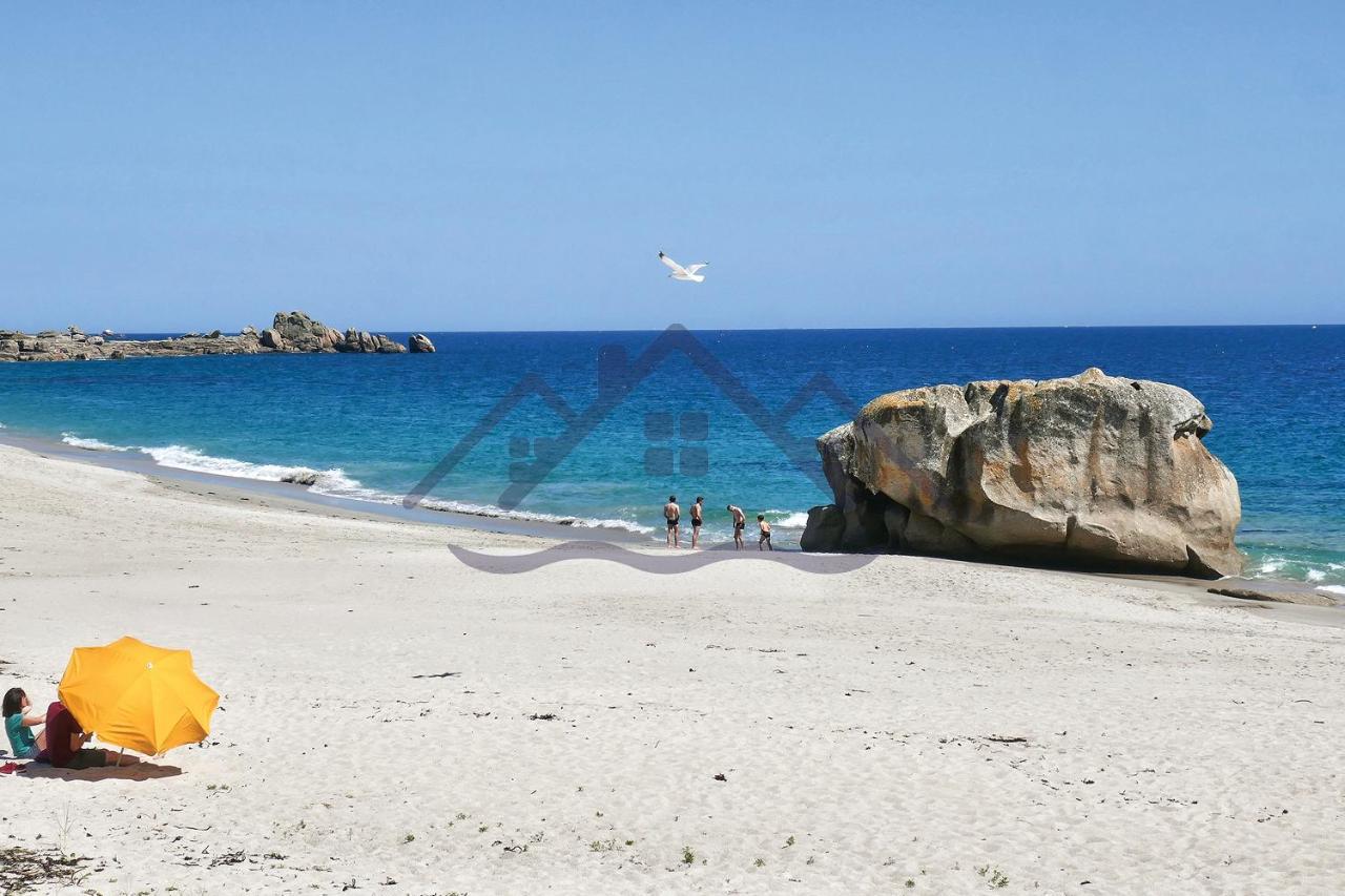 LocaLise - La Maison du pêcheur au Guilvinec - Chambres vue mer - A 20m de la mer située à la pointe de Men Meur - Tout à pied, plage, port, centre, commerces, marché - Wifi inclus - Linge de lit inclus - Jardin clos - En option , ménage et serviette Extérieur photo