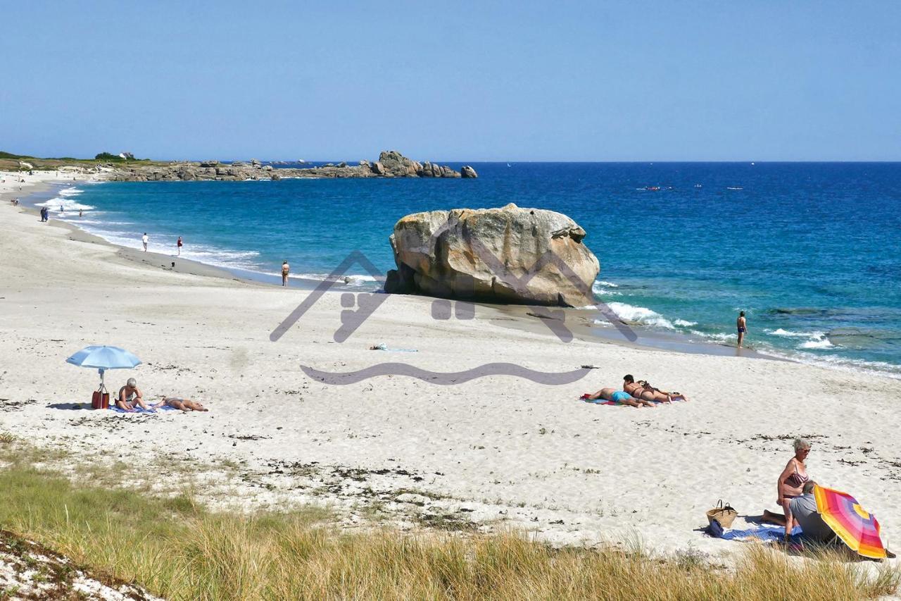 LocaLise - La Maison du pêcheur au Guilvinec - Chambres vue mer - A 20m de la mer située à la pointe de Men Meur - Tout à pied, plage, port, centre, commerces, marché - Wifi inclus - Linge de lit inclus - Jardin clos - En option , ménage et serviette Extérieur photo