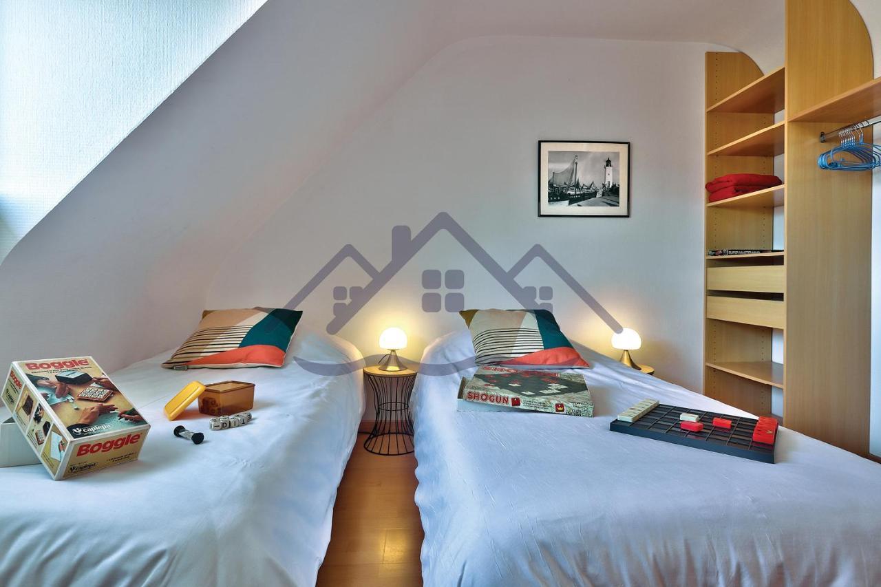 LocaLise - La Maison du pêcheur au Guilvinec - Chambres vue mer - A 20m de la mer située à la pointe de Men Meur - Tout à pied, plage, port, centre, commerces, marché - Wifi inclus - Linge de lit inclus - Jardin clos - En option , ménage et serviette Extérieur photo