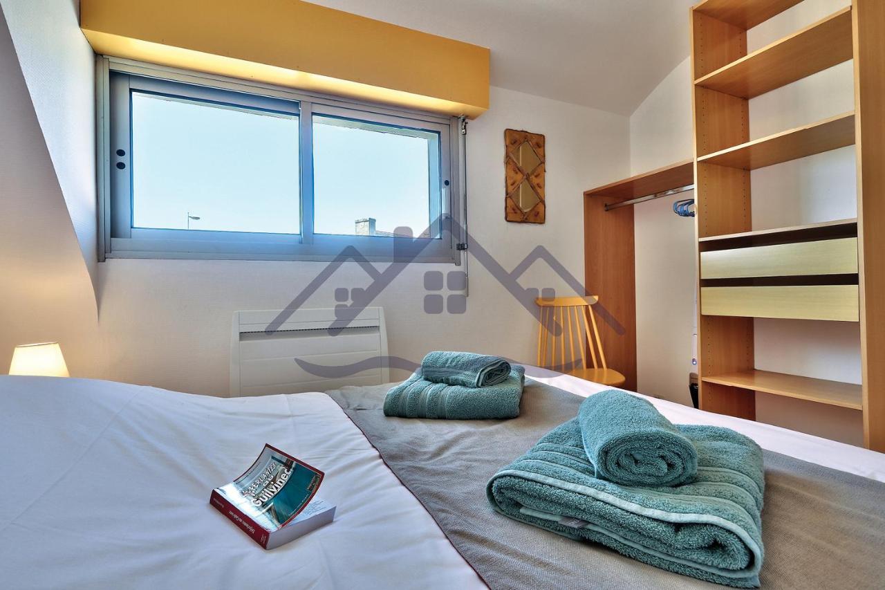 LocaLise - La Maison du pêcheur au Guilvinec - Chambres vue mer - A 20m de la mer située à la pointe de Men Meur - Tout à pied, plage, port, centre, commerces, marché - Wifi inclus - Linge de lit inclus - Jardin clos - En option , ménage et serviette Extérieur photo