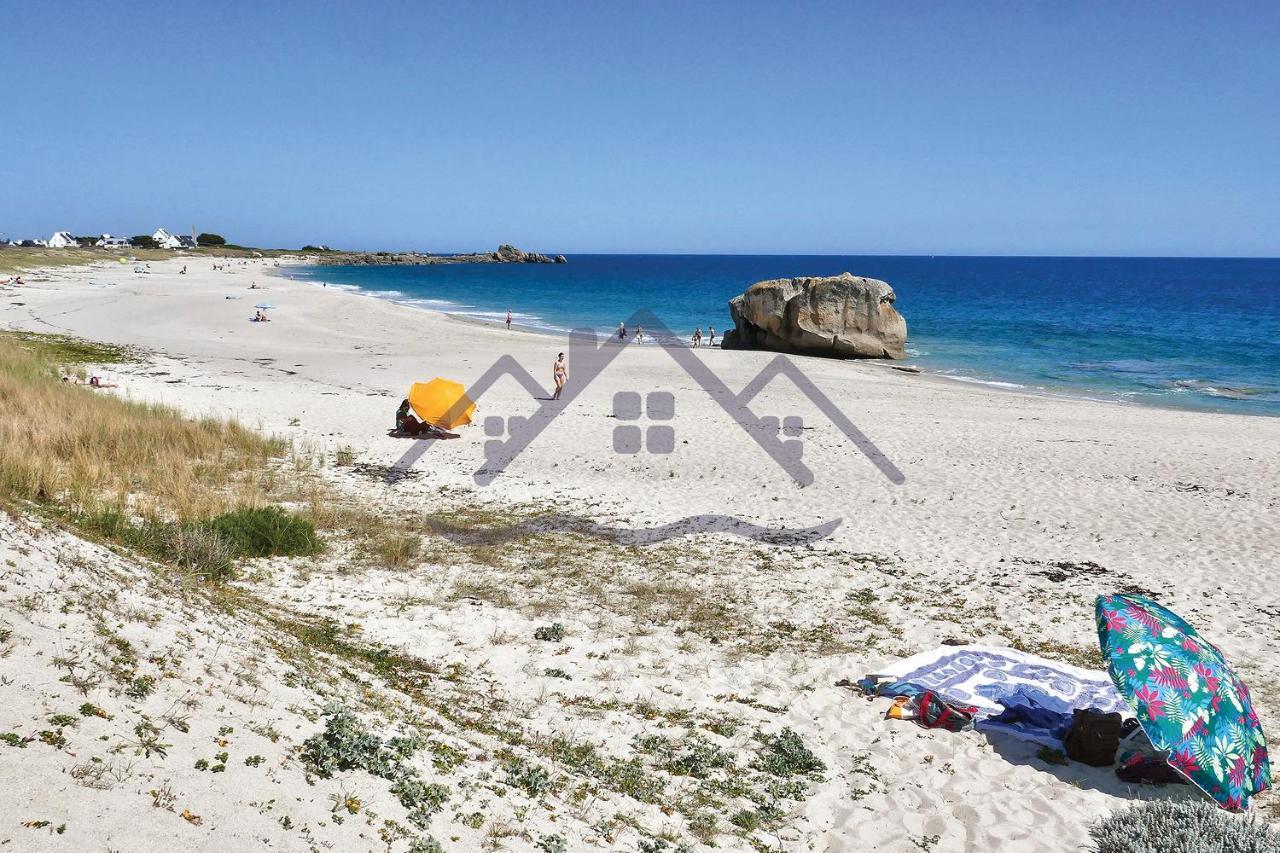 LocaLise - La Maison du pêcheur au Guilvinec - Chambres vue mer - A 20m de la mer située à la pointe de Men Meur - Tout à pied, plage, port, centre, commerces, marché - Wifi inclus - Linge de lit inclus - Jardin clos - En option , ménage et serviette Extérieur photo