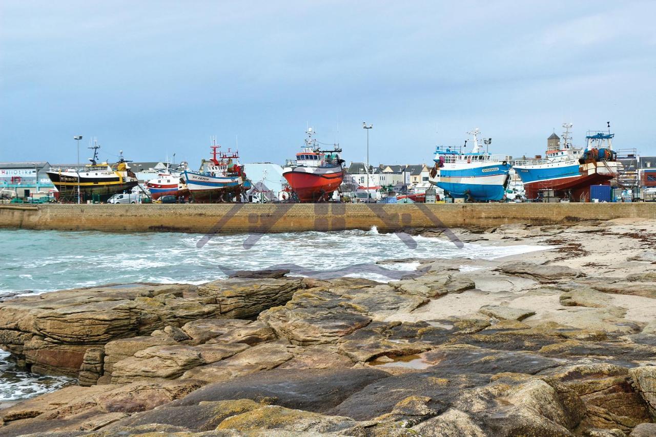 LocaLise - La Maison du pêcheur au Guilvinec - Chambres vue mer - A 20m de la mer située à la pointe de Men Meur - Tout à pied, plage, port, centre, commerces, marché - Wifi inclus - Linge de lit inclus - Jardin clos - En option , ménage et serviette Extérieur photo